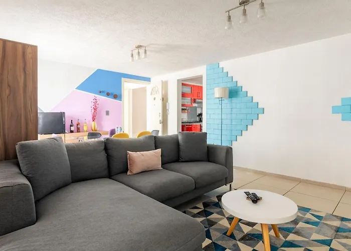 Experience Roma Norte In Eclectic Balconied *